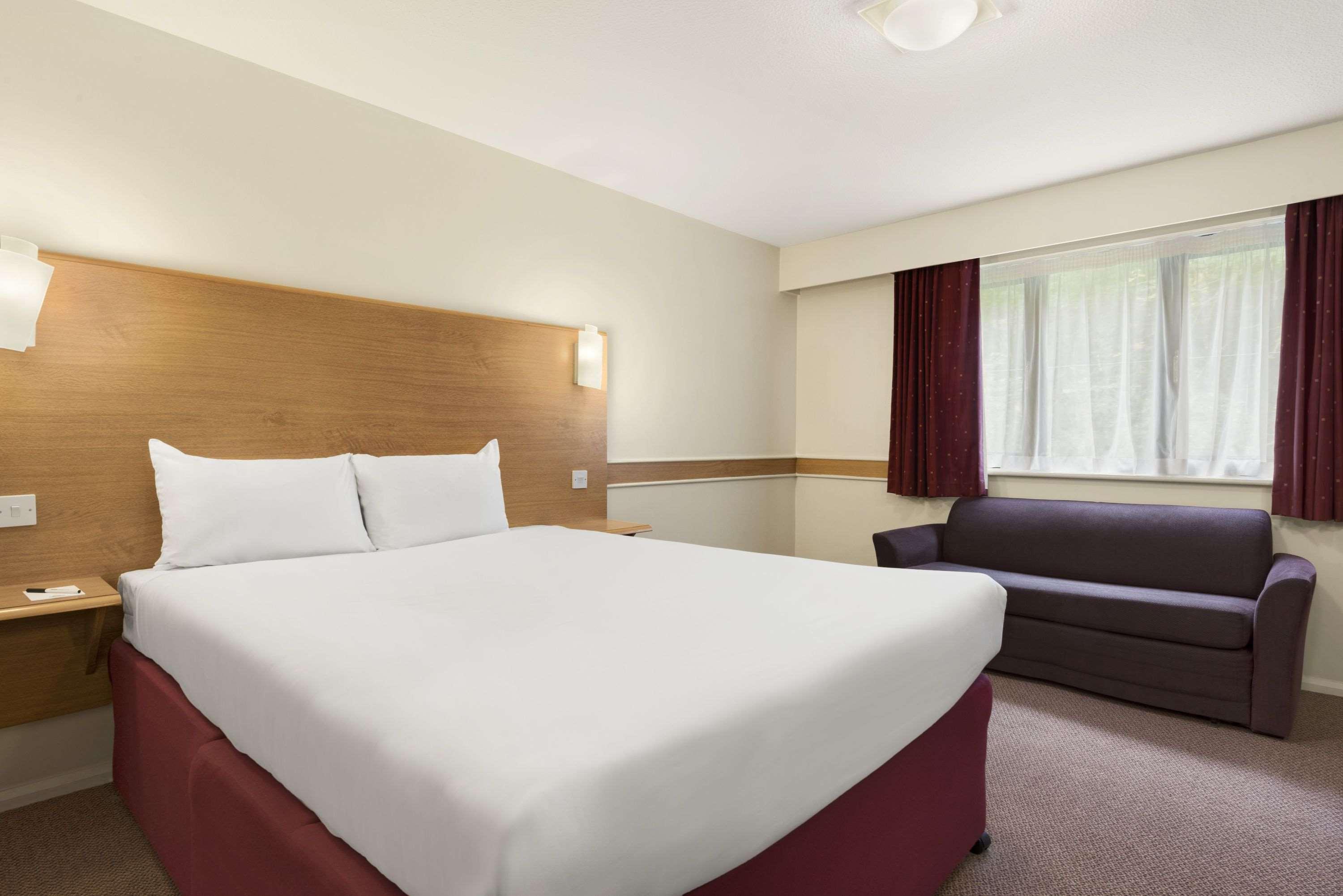 Days Inn Warwick Northbound M40 Ashorne Exterior photo