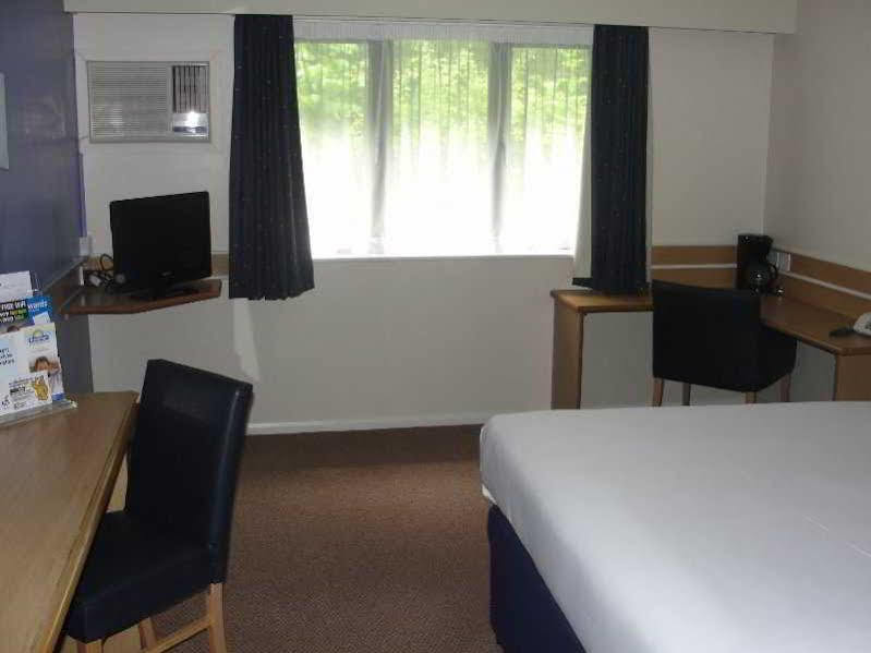 Days Inn Warwick Northbound M40 Ashorne Exterior photo